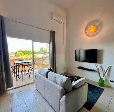 Air-conditioned studio with mezzanine in Cayenne in Cayenne