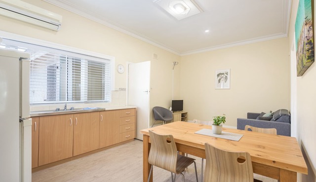 Albany Holiday Units in Middleton Beach