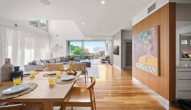 Alex Headland Haven - 3 Level Modern Retreat