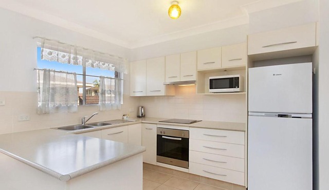 Allamanda Court Unit 6