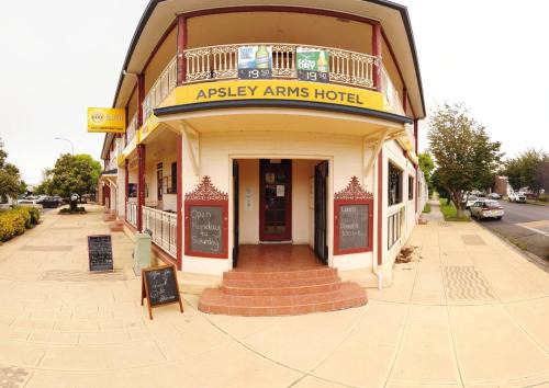 Apsley Arms hotel in Walcha