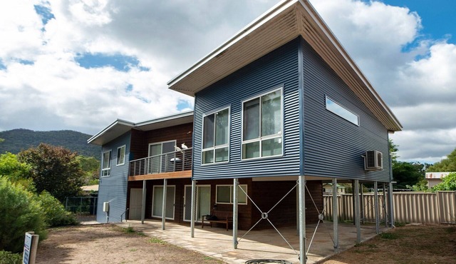 Apsley Retreat, 3br/2bth Modern Luxury in the Heart of Halls Gap