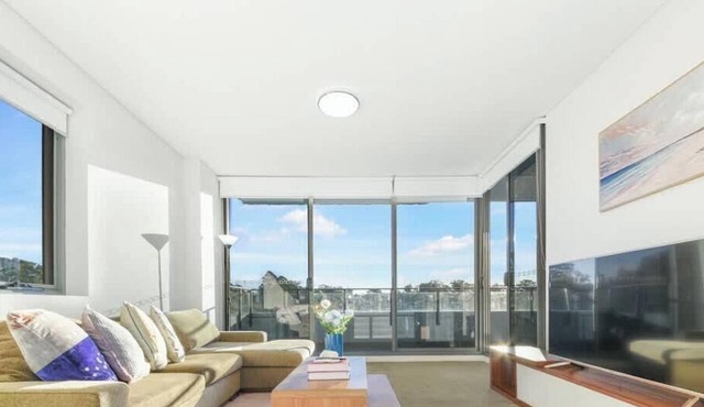 Asquith 2BR Apt Secure Underground Parking