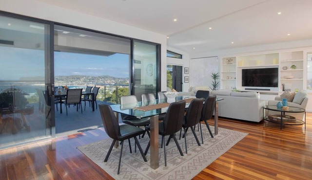 Avoca Infinity Expansive Haven with Ocean Panorama