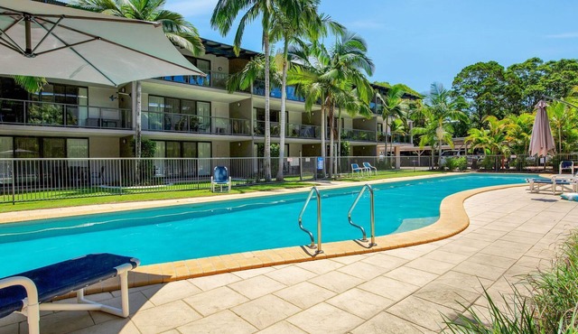 Baden 70 - Rainbow Shores. Ground Floor. Air Con. Overlooking lap pool. Wi-Fi