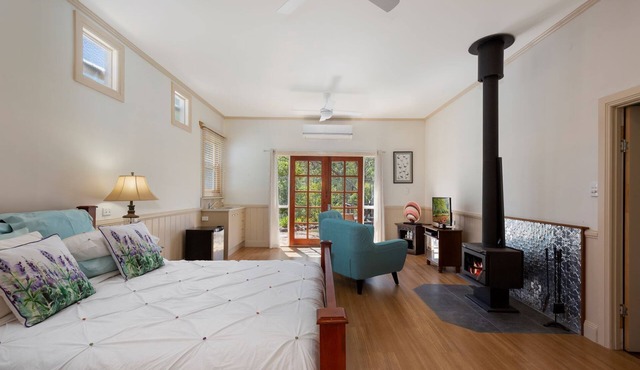 Barney Creek Vineyard Cottages