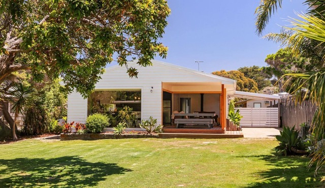 Barramundi Beach House in Smiths Beach