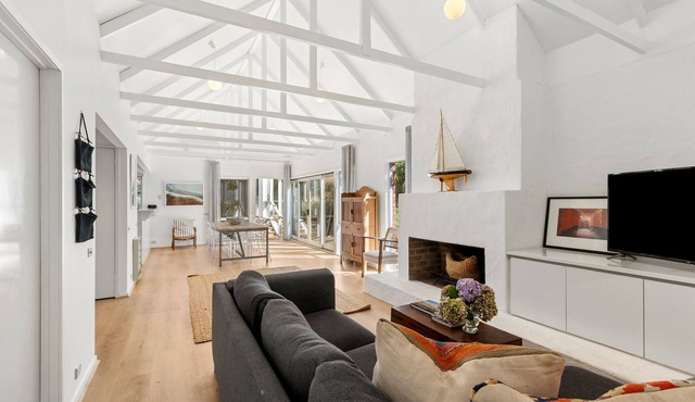 Barwon Beach & Golf Getaway in Barwon Heads