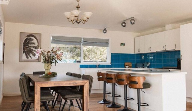 Beach Haus Falmouth - Family Friendly Holiday Home