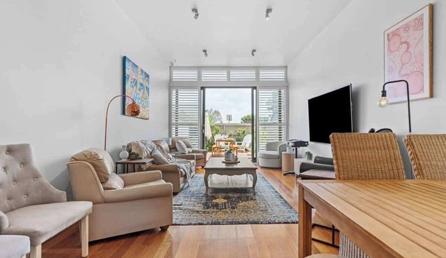 Beachfront Getaway - In the Heart of St Kilda