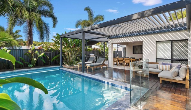 Beachside Family Oasis w/Private Pool & BBQ