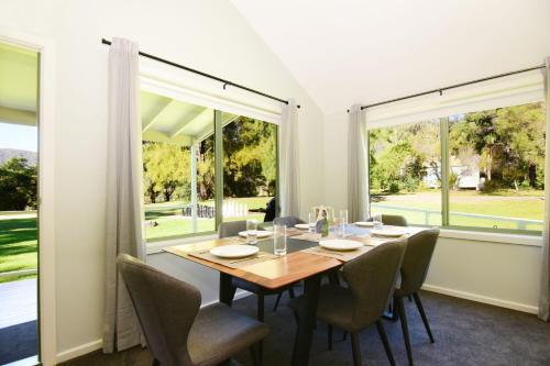 Beau Villa - Two bedroom Villa on golf course