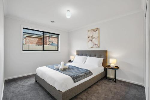 Beautiful Golden Point Home - Style&Sophistication