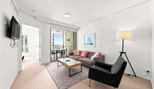 Belise - Executive 18th Floor Apt in Bowen Hills