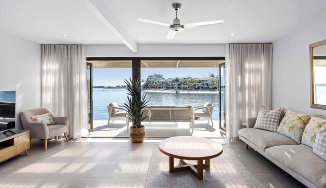 Bellavista 3 - Riverfront with Beach