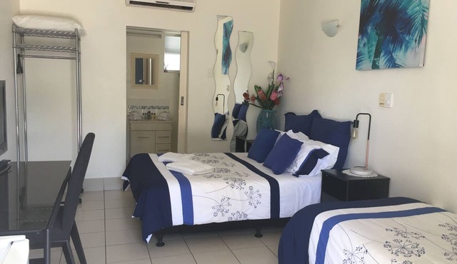 Black Marlin Motel in Innisfail