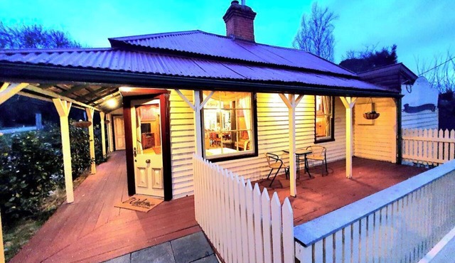 Blackwood Cobb & Co Historic Forest Retreat in Blackwood