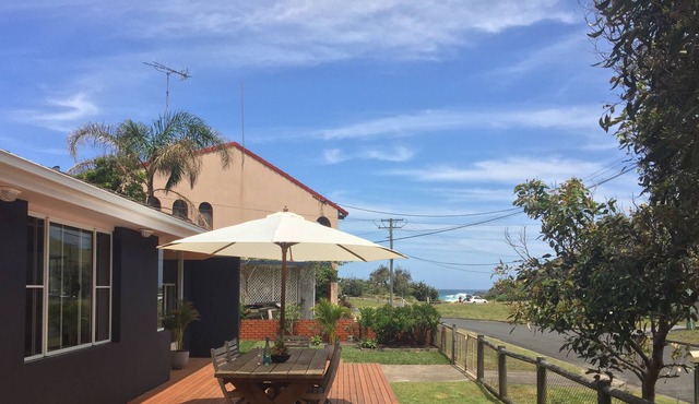 Blueys Haven - Beachside Getaway in Blueys Beach