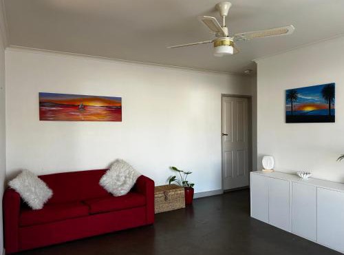 Boho Beach Haven in Port Adelaide