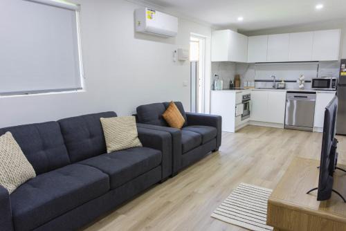 Brand New Backyard Guest House in Werribee CBD