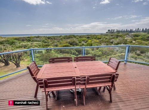 Breakwater 4 - Narira Street 1