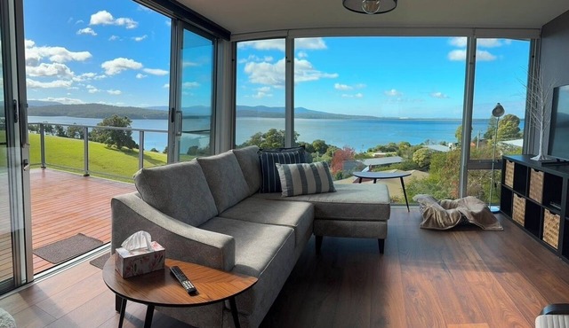 Breathtaking water views! in Mallacoota