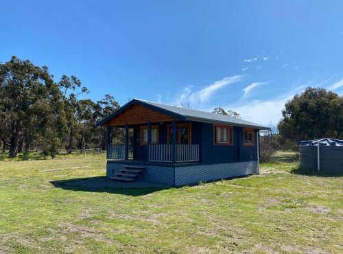 Bretts Rest AZA in Kingscote