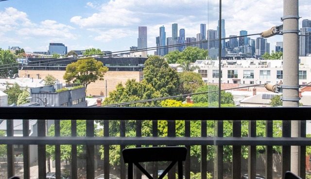 Bright City View Apartment West Melbourne