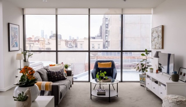 Bright & Stylish Terrace Retreat Richmond in Richmond