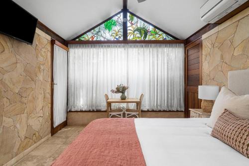 Byron Blisshouse Studio - coastal couples retreat in Byron Bay