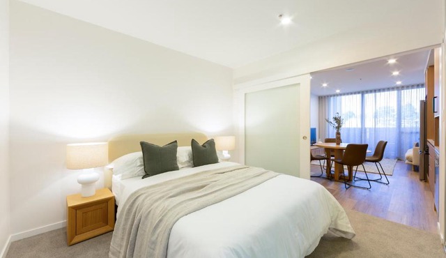 Canopy Collective - Boutique 1 BR Apartments