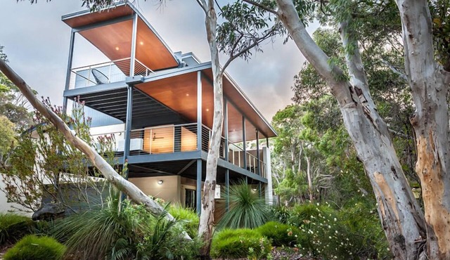 Carpe Vino - Peaceful Bushland Luxury Between Coast and Town