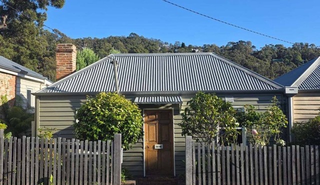 Cascade Cottage | Circa 1840