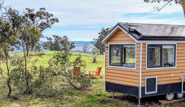 Castlemaine Tiny House in Metcalfe