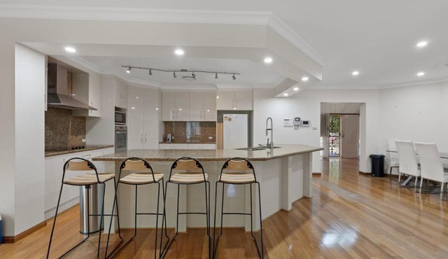 Castlereagh Haven-Serene Dual-Home Country Estate in Richmond