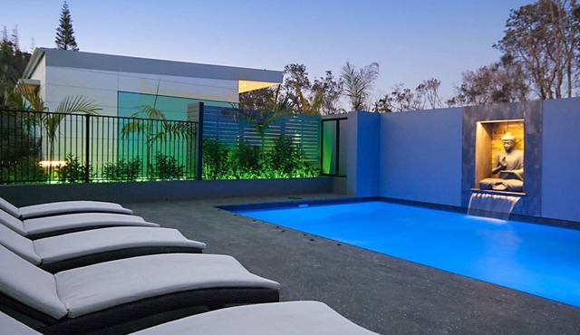 Cavvanbah | April Sun Villa - Construction Zone in Byron Bay