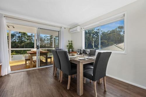 Centaur Sanctuary - Pool, Fireplace, Games Room & Pet Friendly!