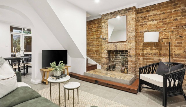Central 2BR Terrace Home in Trendy Surry Hills