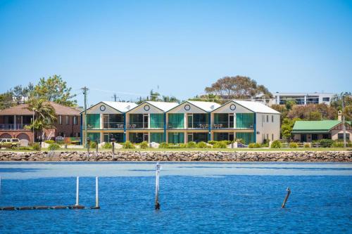 Cetacea Luxury Apartments