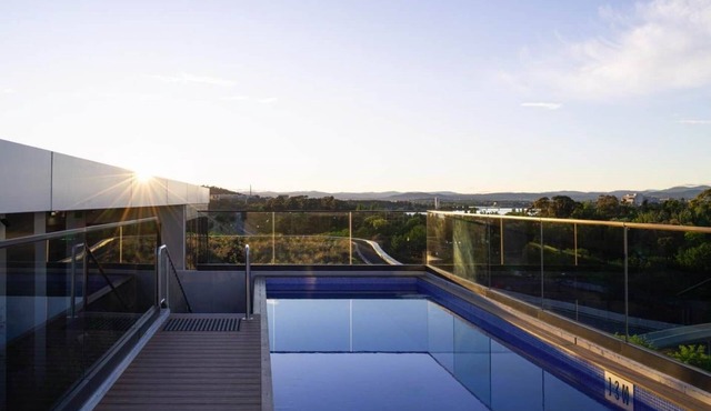 Chada by Cadiz Properties – Lakeview | Pool | CBD & Parkside in Canberra