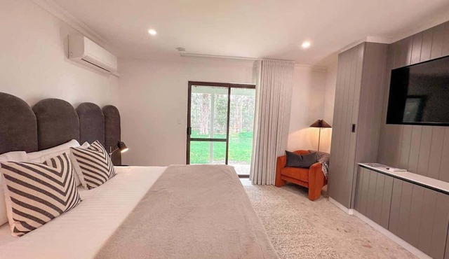 Chambré Estate Suite 3