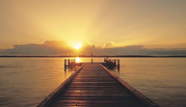 Charming Coastal Escape Near Pumicestone Passage