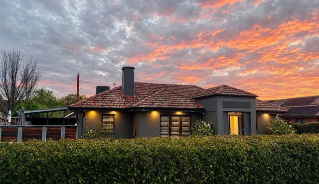 Cheerful 3 bedroom home - Inner south - Manuka