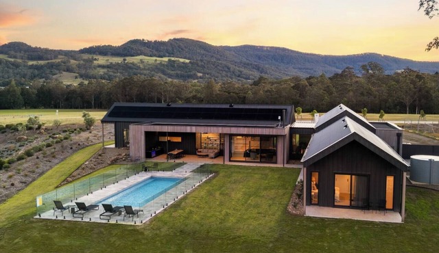 Chris' II - Designer Masterpiece in Kangaroo Valley