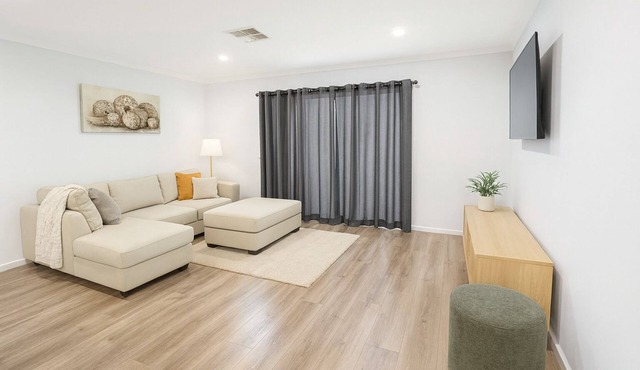 Coastal–City Getaway in Armstrong Creek
