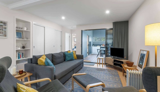 Coastal Retreat - Modern beach house at Murramarang South Coast Walk.