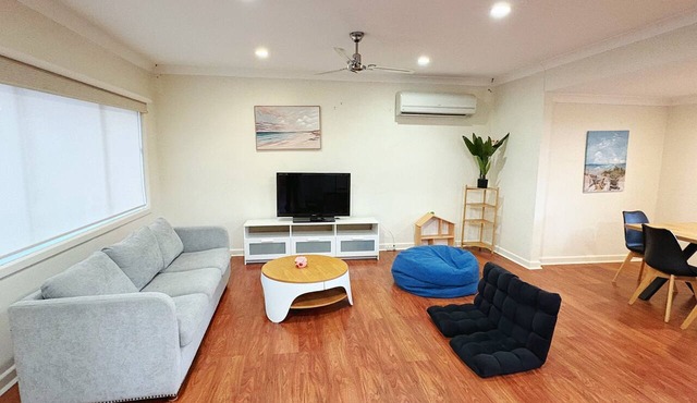 Comfortable family stay in the heart of ringwood close to Eastland Costco