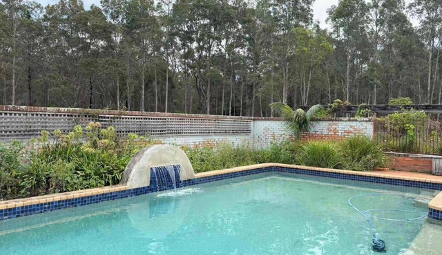 Comfortable Queen + Single Farm Stay