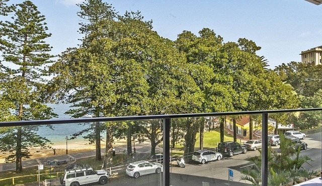 Comfy Manly Apartment w/Sydney Harbour Views