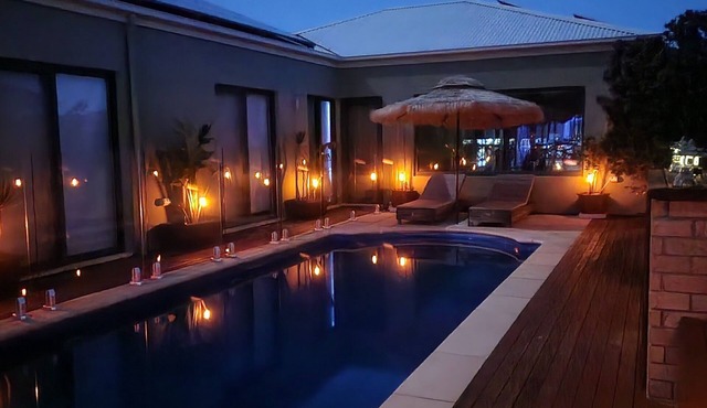 COORONG GateAway POOL + SPA + SAUNA +